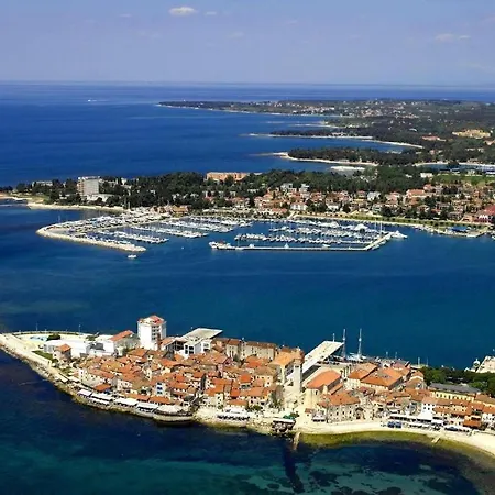 Tolle In Mit Kleiner Terrasse Apartment Umag