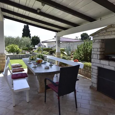 Tolle In Mit Kleiner Terrasse Apartment *